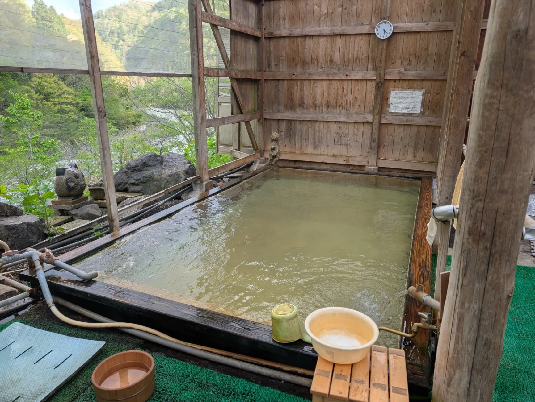 湯原温泉　猫鼻の湯